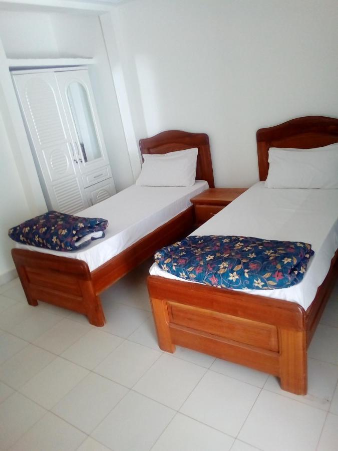 Hotel Paradialaw Dakar Esterno foto